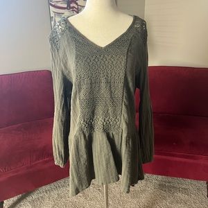 Knox Rose long sleeve shirt with lace